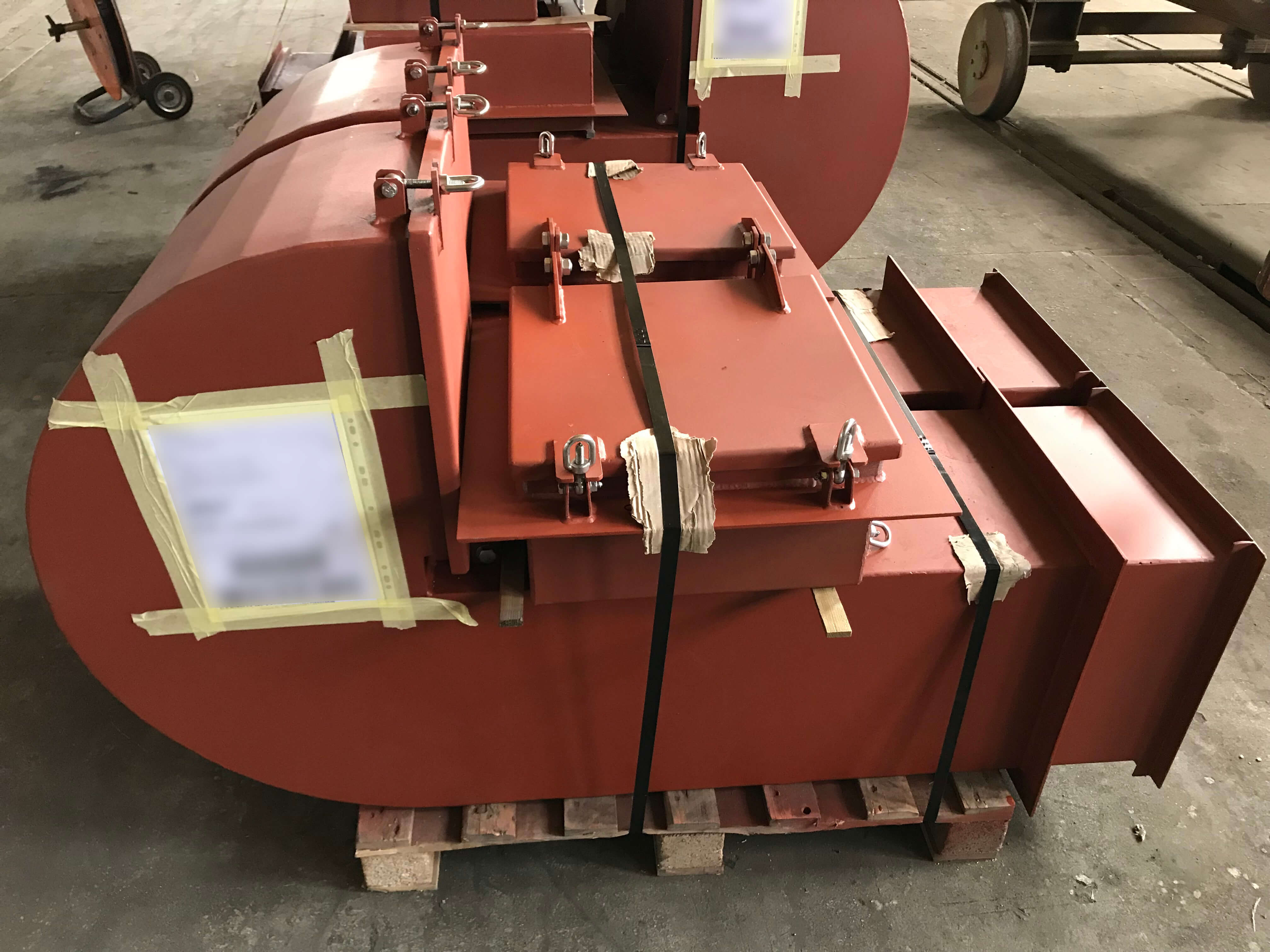 Heavy ducts and hatches