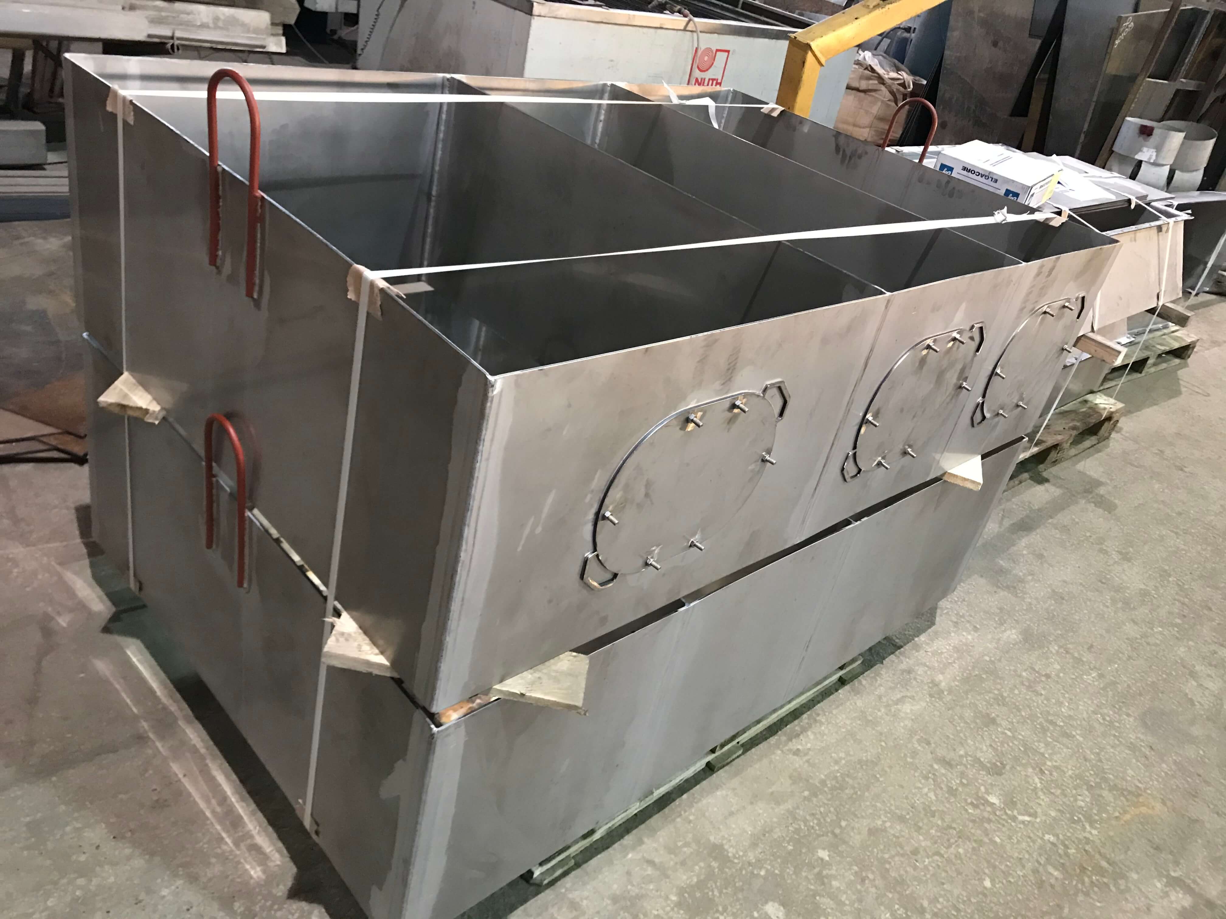 Stainless steel heavy ducts